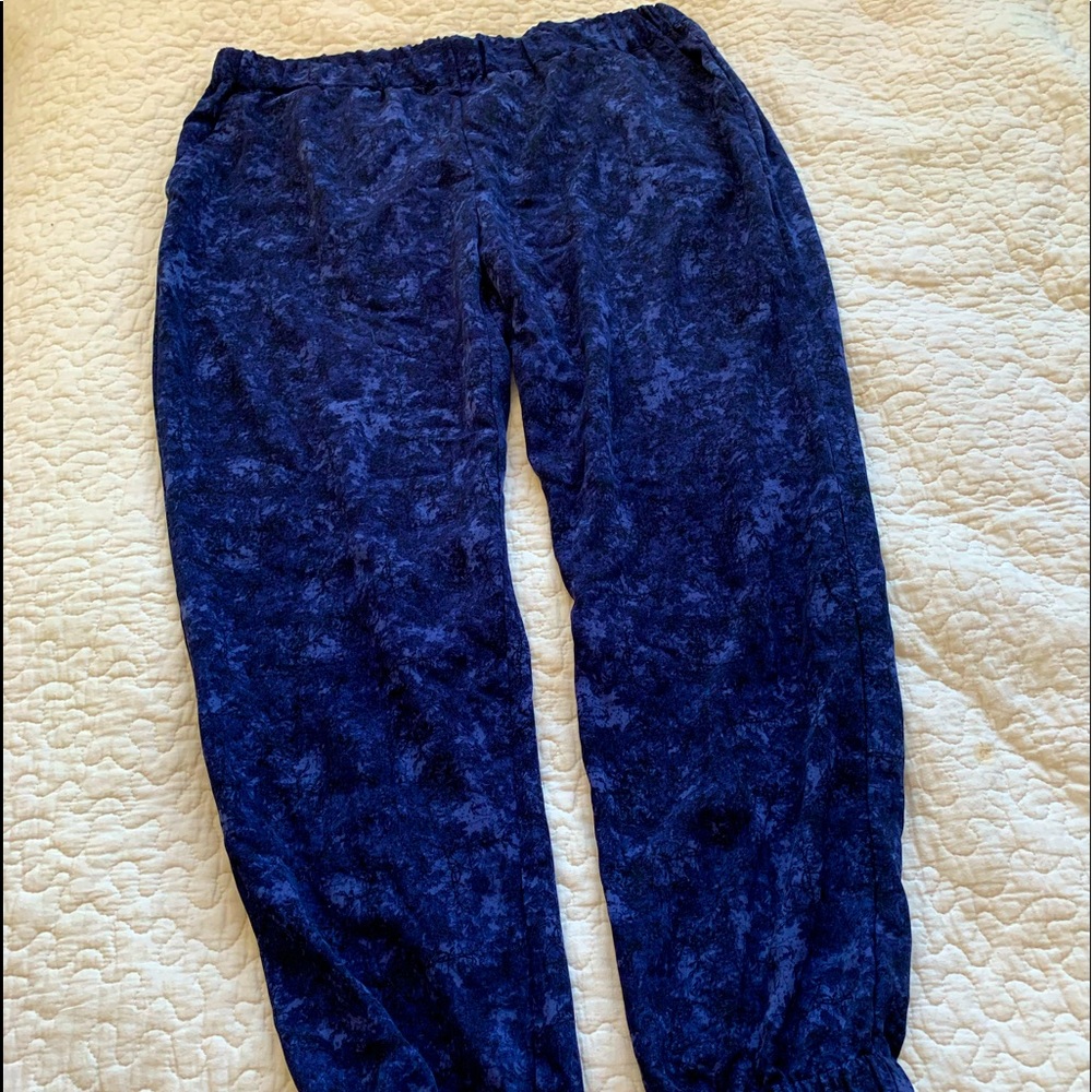 NWOT DKNY Purple Joggers. XL